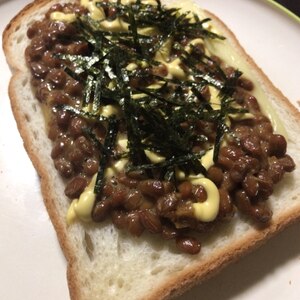 納豆と海苔のトースト